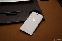 Takee 1, il primo smartphone con display olografico a meno di 110 Euro grazie al nostro codice sconto da Coolicool.com