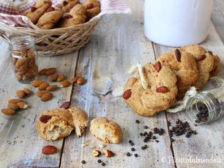 Taralli sugna e pepe napoletani