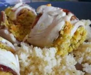 rotoli-di-pollo-e-speck-al-curry-con-cous-cous