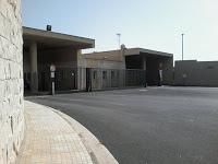 POZZALLO (rg). Il primo approdo dei migranti dove due anime si confrontano. Chi accoglie e chi chiede di arginare il fenomeno.