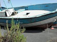 POZZALLO (rg). Il primo approdo dei migranti dove due anime si confrontano. Chi accoglie e chi chiede di arginare il fenomeno.