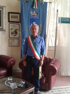 POZZALLO (rg). Il primo approdo dei migranti dove due anime si confrontano. Chi accoglie e chi chiede di arginare il fenomeno.