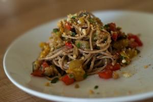 spaghetti-farro-verdure