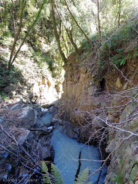 Bracciano (RM), Vicarello, particolare cunicolo lungo la parete del Fosso di Monte Sassano-Fosso delle Ferriere.