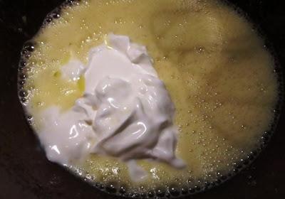 Torta allo yogurt greco senza burro