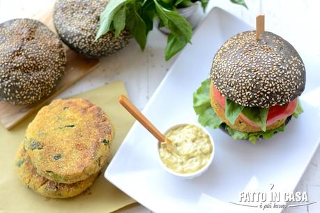 Burger di Zucchine con Maionese al Curry