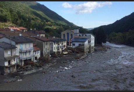 Ondata di maltempo: torrenti esondati e abitazioni crollate nel piacentino, un morto e due dispersi