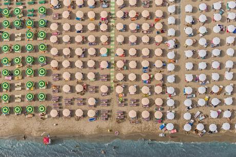 FOTOGRAFIA: Le spiagge di Bernhard Lang