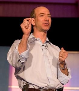 Jeff Bezos, CEO di Amazon, ha presentato oggi Fire. Photo credit: etech / Foter / CC BY