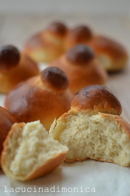 BRIOCHE COL TUPPO