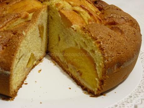 Torta leggera alle pesche