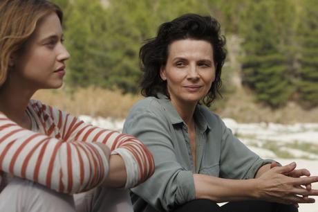 Recensione: L’ATTESA con Juliette Binoche. Giuseppe non c’è (e il film neanche)