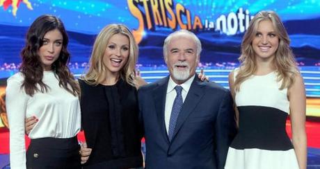 Striscia cambia studio e riparte da Maria De Filippi e Michelle Hunziker