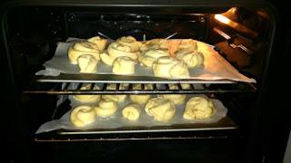 MANGIA CIO' LEGGI brioche alla crema ricetta bimby) 