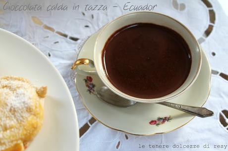 Quesadillas di Quito e cioccolata in tazza