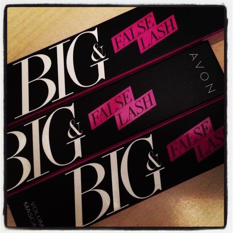 Proprio bello anche il pack per questo nuovo #mascara #avon #bigandfalselashmascara #likeafalse