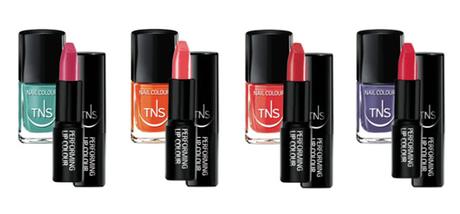 TNS COSMETICS - Shiny Lips Collection -