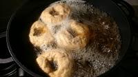 Bagels integrali senza uova e latticini con la macchina del pane