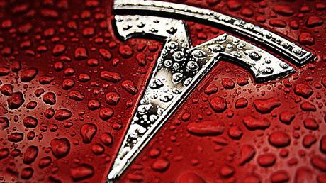 Tesla lancerà il Model X il prossimo 29 Settembre