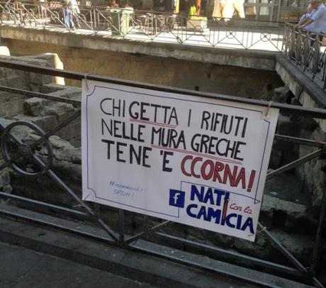 mura greche rifiuti