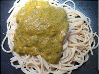 Spaghetti rigati con pesto di rucola