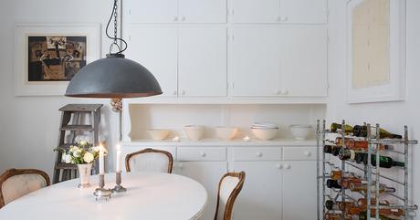 Nordic style e shabby chic per un bellissimo appartamento svedese