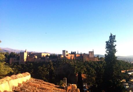 Granada la ragazza degli abbracci