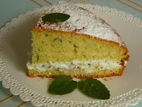 Torta soffice alla menta con crema alla ricotta e cioccolato