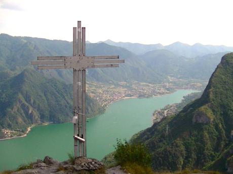 Salviamo il Lago d’Idro: contese e minacce per il bacino tra Brescia e Trento