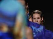 Milano Moda Donna, semplicità Emporio Armani primavera estate 2016