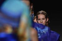 Milano Moda Donna, la semplicità di Emporio Armani per la primavera estate 2016