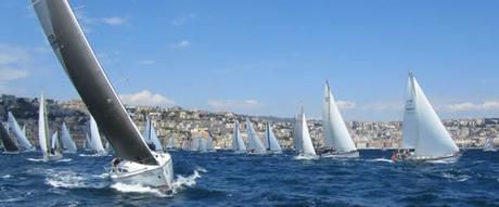 Velalonga 2015: regata con 200 vele nel golfo di Napoli