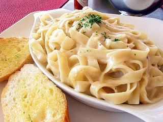fettuccine Alfredo