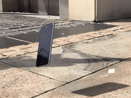 iPhone 6s vs iPhone 6S Plus – Ecco i primi drop test di caduta in video