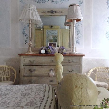 Io cerco L'Agostina...  Una camera molto Gustavian Chic