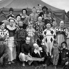 Il magico mondo del circo nelle fotografie di Frederick W. Glasier.