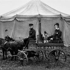 Il magico mondo del circo nelle fotografie di Frederick W. Glasier.