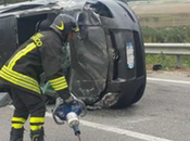 Incidente stradale località Carpentieri: auto ribalta