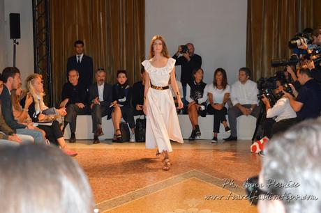 Mfw: Romanticismo, seduzione e maxi bijoux per Blugirl SS 2016