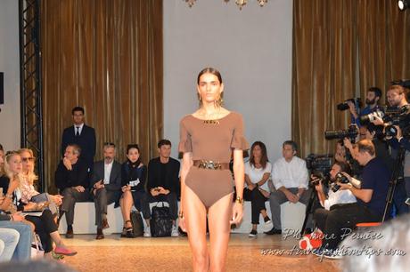 Mfw: Romanticismo, seduzione e maxi bijoux per Blugirl SS 2016