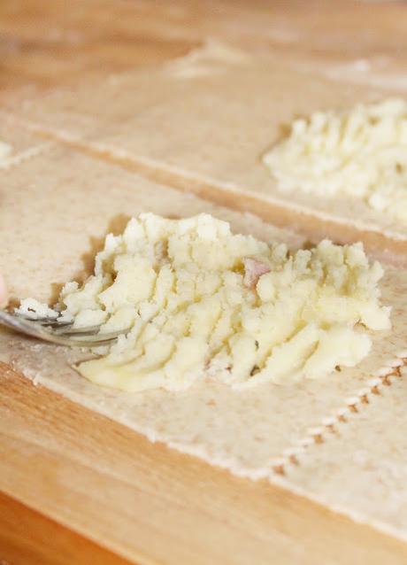 Tortelli alla Lastra e Tradizioni di Famiglia