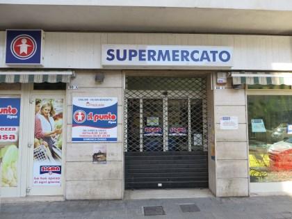 Quando in Sardegna chiudono i supermercati