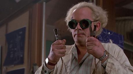 30 anni di Ritorno al Futuro: Christopher Lloyd torna nei panni del dottor Emmett 