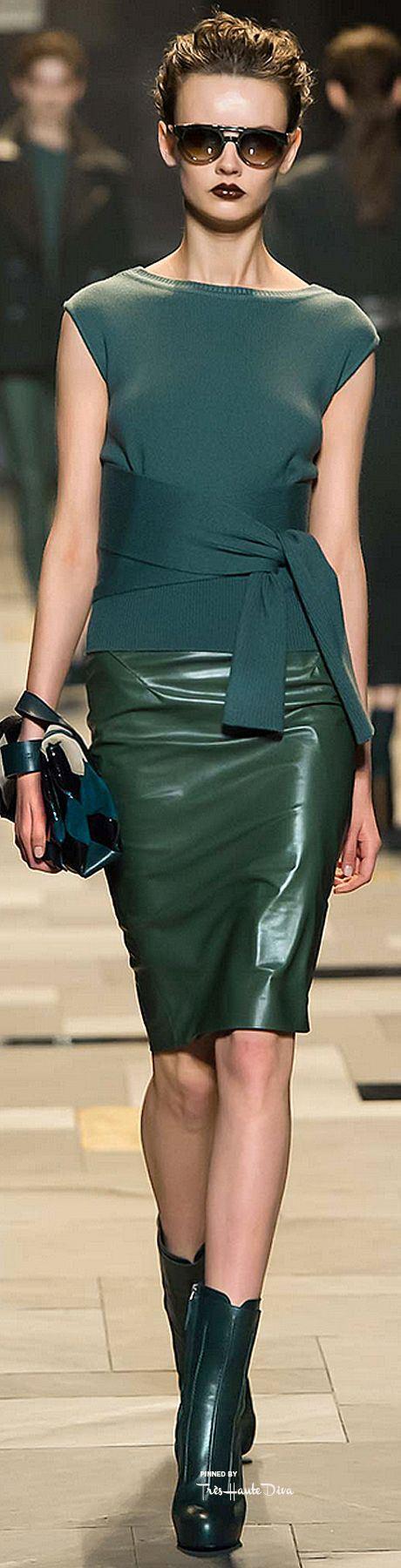 Current color obsession: forest green – verde bosco Trussardi, fall 2015