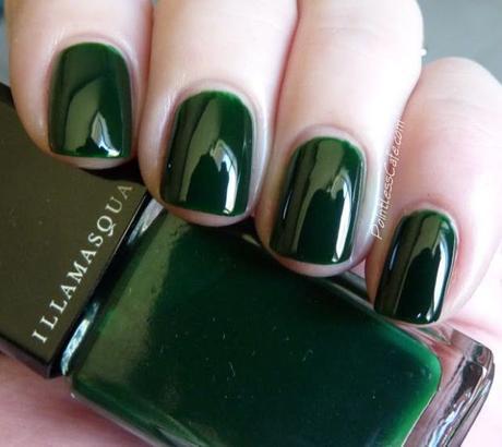 Current color obsession: forest green – verde bosco verde-bosco-forest-green-nails