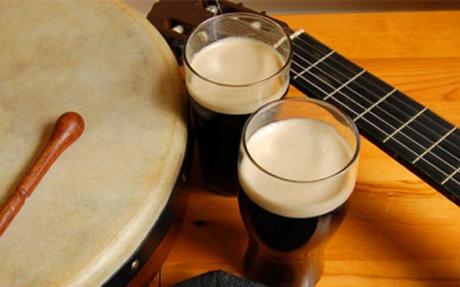 Rock ‘n’ Beer: storia del Rock e un sorso di Birra al Pan di Napoli