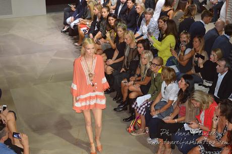 Mfw: Federica Pellegrini in bio bikini per Raffaela D'Angelo SS 2016