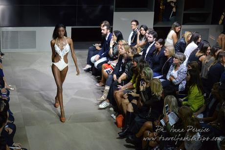 Mfw: Federica Pellegrini in bio bikini per Raffaela D'Angelo SS 2016