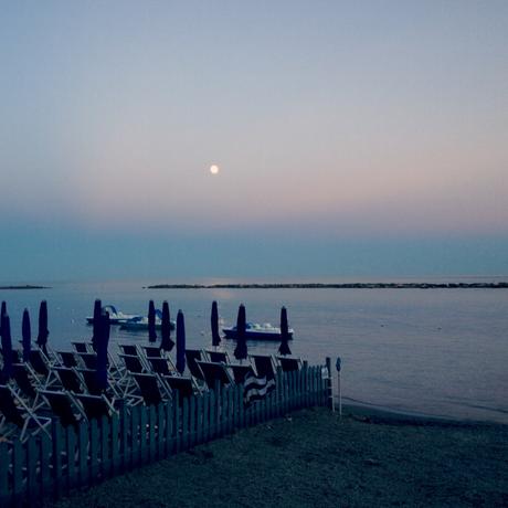 The SUN.The SAND.A Drink in My Hand.