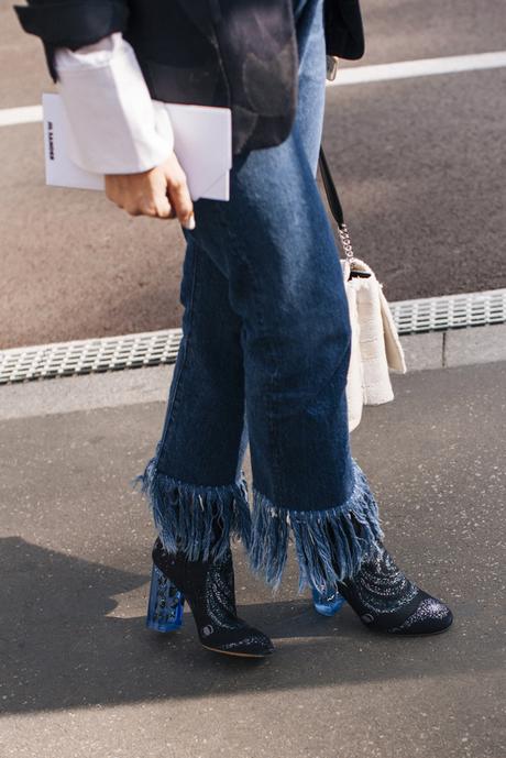 Smilingischic-street-style-milano-fashion-week-2015-shoes-7413